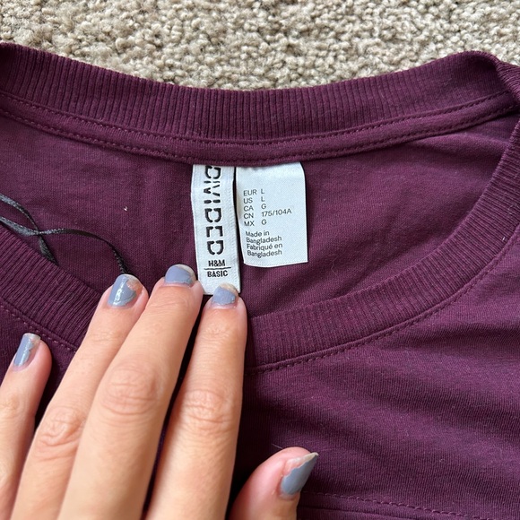 H&M purple cropped boxy fit top - Picture 2 of 3